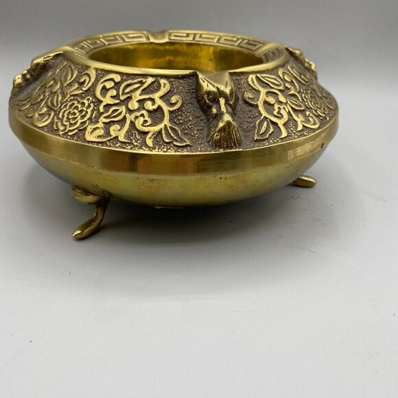 Vintage Ornate Brass Ashtrays: Mid Century Oriental Decor, Set of 2 - Picture 9 of 9